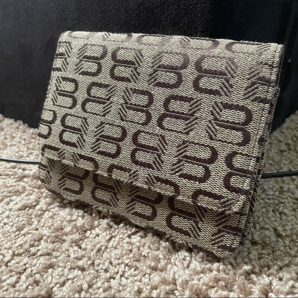 Small Handbag - Picture 7 of 7